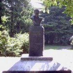 Памятник поэту-декабристу А.И. Одоевскому в Лазаревском