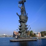 Памятник Петру I работы скульптора Зураба Церетели