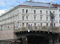 Большой Конюшенный мост в Санкт-Петербурге